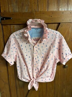 Izod Light Pink Short-Sleeve Button-Front Shirt with Blue Print and Tie